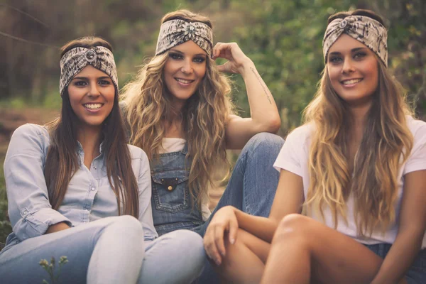 Vrouwen op park — Stockfoto