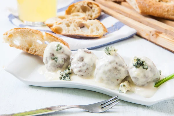 Meatballs with cheese — Stock Photo, Image