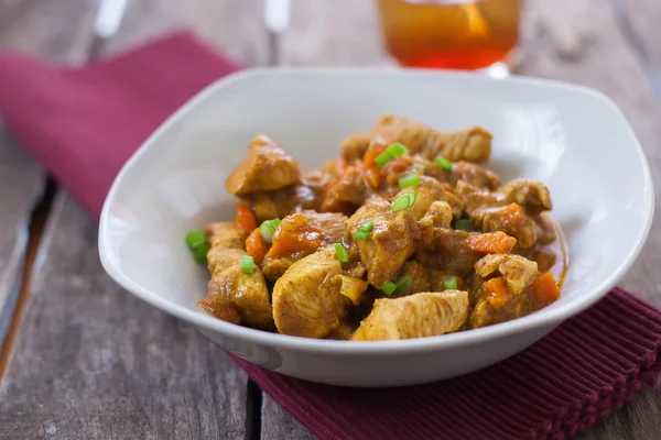 Curry z kurczaka w misce — Zdjęcie stockowe