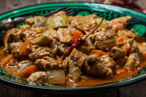 Comida indiana na panela — Fotografia de Stock