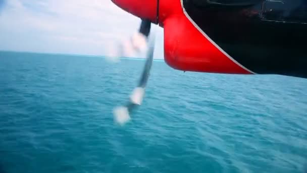 Prywatnych hydroplanem nad morze. Pełny Hd wideo — Wideo stockowe
