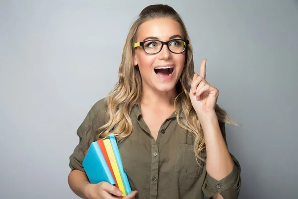 Chica estudiante inteligente — Foto de Stock