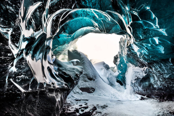Ice Cave. Magnificent Glacier Formation. Gorgeous Beauty of Icelandic Nature. Skaftafell. Vatnajokull. Icelan