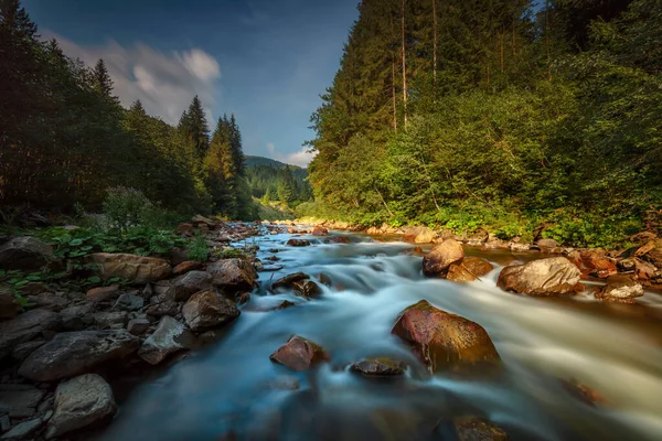 Amazing Landscape Beautiful Streaming River Stony Bottom Banks Gorgeous Carpathian — Stock Photo, Image