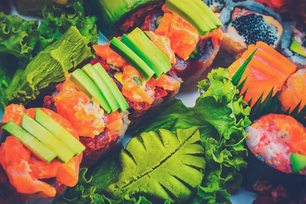 Saboroso conjunto de sushi — Fotografia de Stock