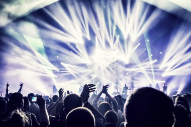 kalabalık zevk konser