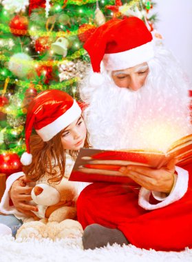 Mutlu Noel arifesi evde