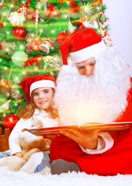 Mutlu Noel arifesi evde