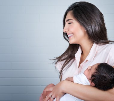 Mutlu anne ve bebek