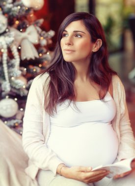 hamile kadının okuma kitabı