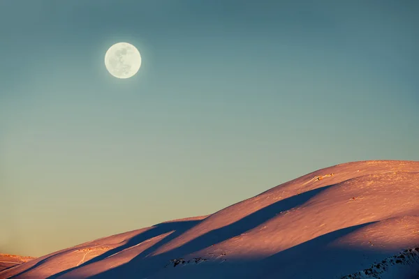 Schöne Winterlandschaft — Stockfoto