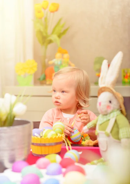 Paint Easter eggs — Stock Photo, Image