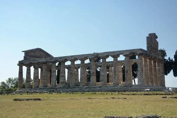 Italien Utsikt Över Athenas Tempel Paestum Juni 2021 — Stockfoto