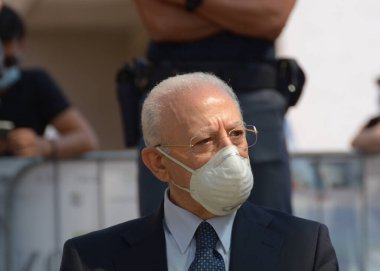 Giffoni Valle Piana, İtalya - 21 Temmuz 2021: Campania Bölgesi Valisi Vincenzo De Luca, Giffoni Film Festivali 2021 - 21 Temmuz 2021 tarihinde Giffoni Valle Piana, İtalya.