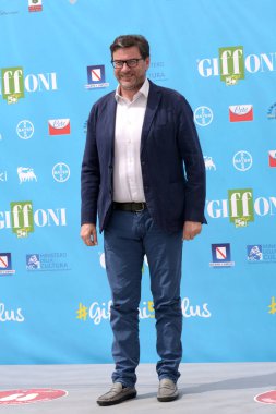 Giffoni Valle Piana, İtalya - 30 Temmuz 2021: Giancarlo Giorgetti Giffoni Film Festivali 50 Plus - 30 Temmuz 2021 Giffoni Valle Piana, İtalya.