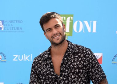 Giffoni Valle Piana, İtalya - 23 Temmuz 2021: Giffoni Film Festivali 50 Plus 'ta Pierpaolo Pretelli - 23 Temmuz 2021 Giffoni Valle Piana, İtalya.