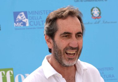 Giffoni Valle Piana, İtalya - 22 Temmuz 2021: Paolo Calabresi Giffoni Film Festivali 50 Plus - 22 Temmuz 2021 tarihinde Giffoni Valle Piana, İtalya.