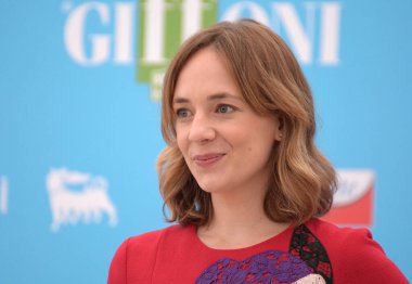 GIFFONI VALLE PIANA - 25 Temmuz 2021: Sara Lazzaro Giffoni Film Festivali 50 Plus - 25 Temmuz 2021 Giffoni Valle Piana, İtalya.