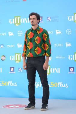 Giffoni Film Festivali 50 Plus 'ta Daniele Folcarelli takma adı ile 29 Temmuz 2021' de Giffoni Valle Piana, İtalya 'da gösterime girdi..