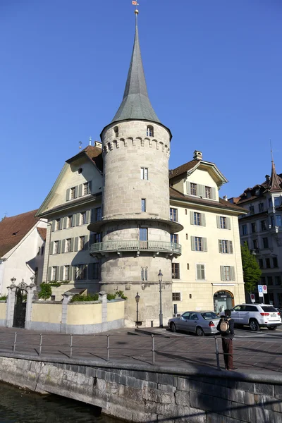 Haus zur Gilgen in Luzern — Stockfoto