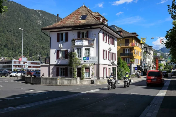 Brunnen Sviçre Ağustos 2020 Cadde Boyunca Evler Küçük Bir Trafik — Stok fotoğraf