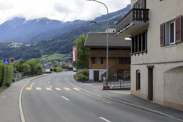 Beckenried Sviçre Eylül 2020 Anda Trafiğin Olmadığı Yol Boyunca Konut — Stok fotoğraf