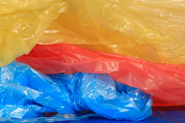 Plastic bags designed to be disposable after use very often seriously pollute the environment.