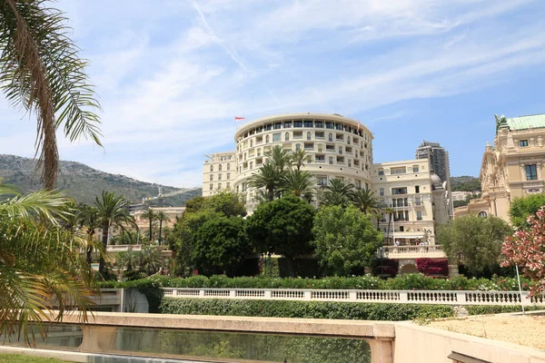 Monte Carlo Monaco June 2009 Great Architecture Coexists Lush Vegetation — Stock Photo, Image