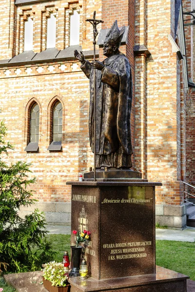 Statue of Pope John Paul II in Sadowne — Stock Photo, Image
