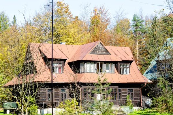 Villa namens elzbiecina in zakopane — Stockfoto