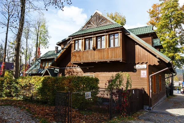 Wooden villa named Dabrowa in Zakopane — Stock Photo, Image