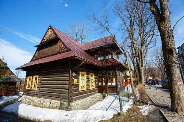 Edificio residenziale, villa in legno, Zakopane — Foto Stock