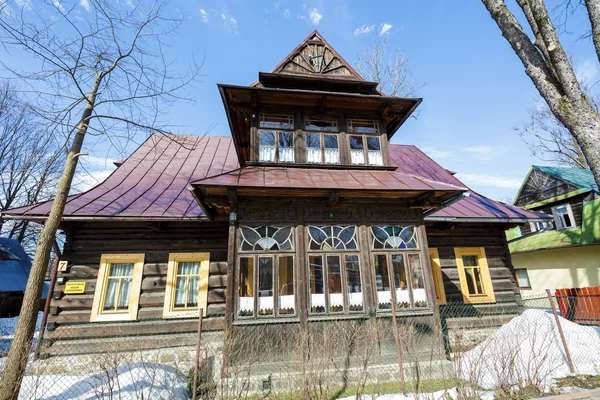 Bytový dům, dřevěné vily, Zakopane — Stock fotografie