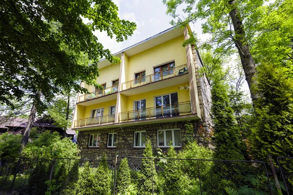 Residential building at Zamoyskiego str,  Zakopane — Stock Photo, Image