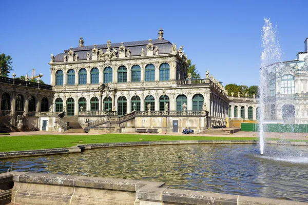 Pavilion of Zwinger in Dresden — Stockfoto