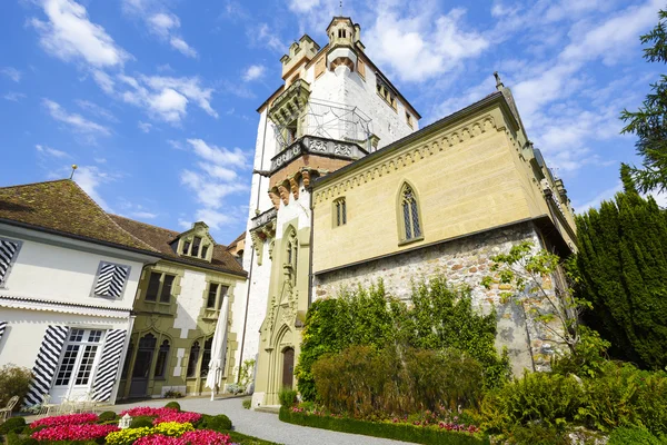 Oberhofen замок, Швейцарія — стокове фото