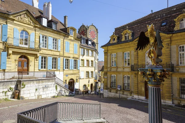 Vista de edificios históricos en Neuchatel — Foto de Stock