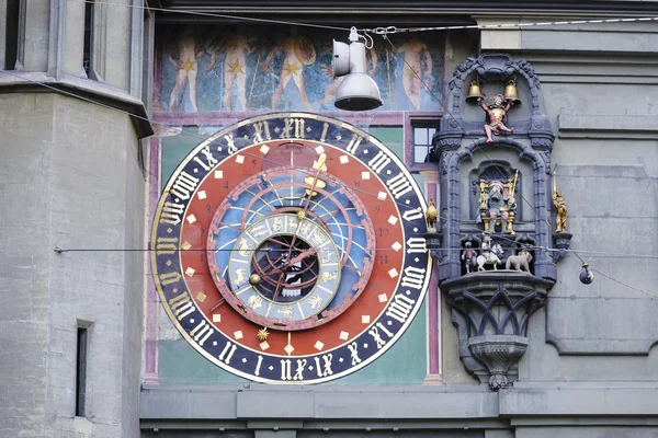 Il quadrante dell'orologio astronomico dello Zytglogge — Foto Stock