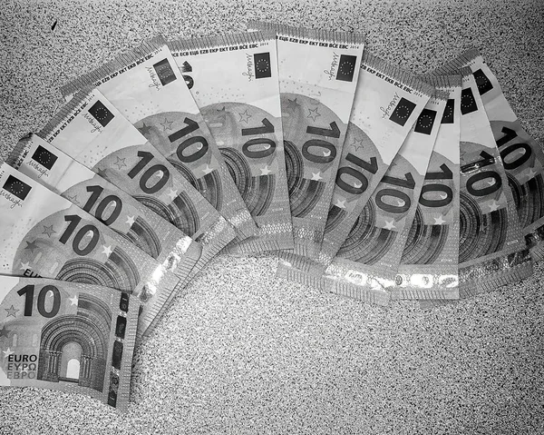 Montón Billetes Euros Sobre Una Mesa — Foto de Stock