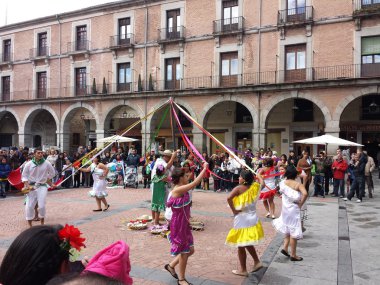 Avila, İspanya 12 Ekim 2014: Bolivya YYK kutlamaları