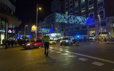 Madrid, İspanya - 18 Aralık: Rating Madrid dur sokaklarında