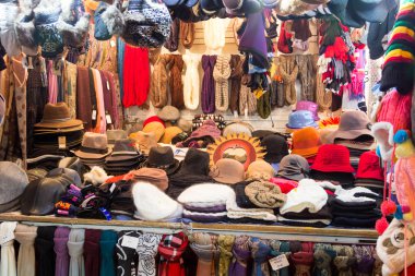 Madrid, İspanya - 18 Aralık: öğelerini Ch, her türlü satış