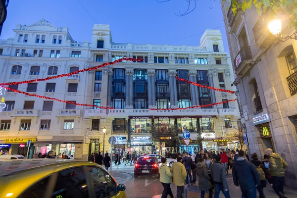 Madrid, spanien - 18. Dezember: die straßen von madrid sind voller witz — Stockfoto