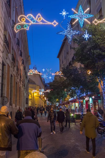 Madrid, spanien - 18. Dezember: die straßen von madrid sind voller witz — Stockfoto