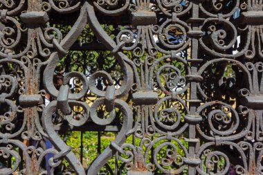 çok süslü Iron gate