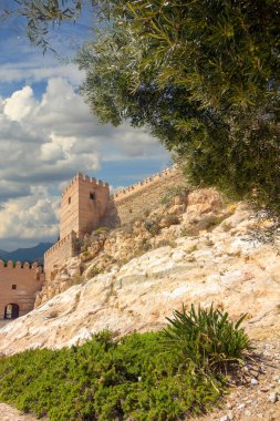 La Alcazaba ve duvarları Cerro de San Cristobal, Almeria Spa