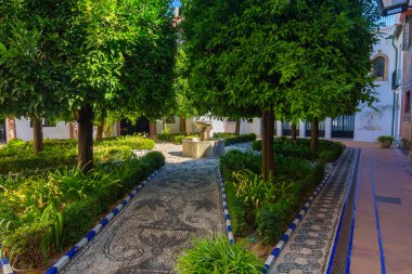 Duvarlar ve bahçeleri Alcazar de Cordoba, İspanya