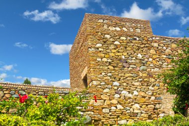 Avlu ve m Alcazaba ünlü saray bahçeleri
