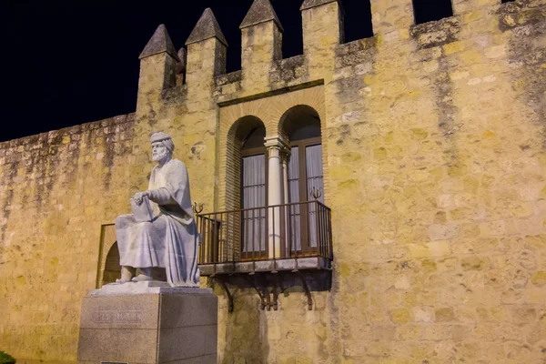 Duvarlar ve bahçeleri Alcazar de Cordoba, İspanya — Stok fotoğraf