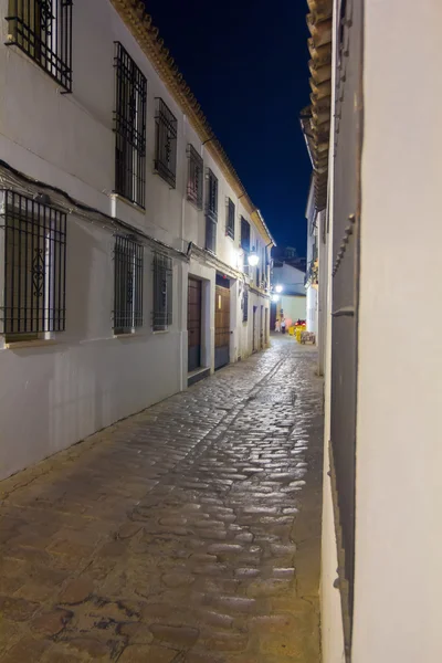 전형적인 좋은 깨끗 한 도시 거리 코르도바, 스페인 — 스톡 사진